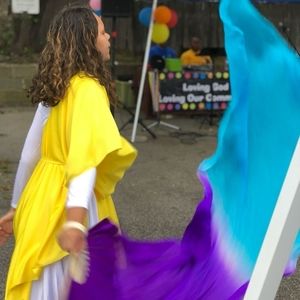 Meet your Posher, Estefany